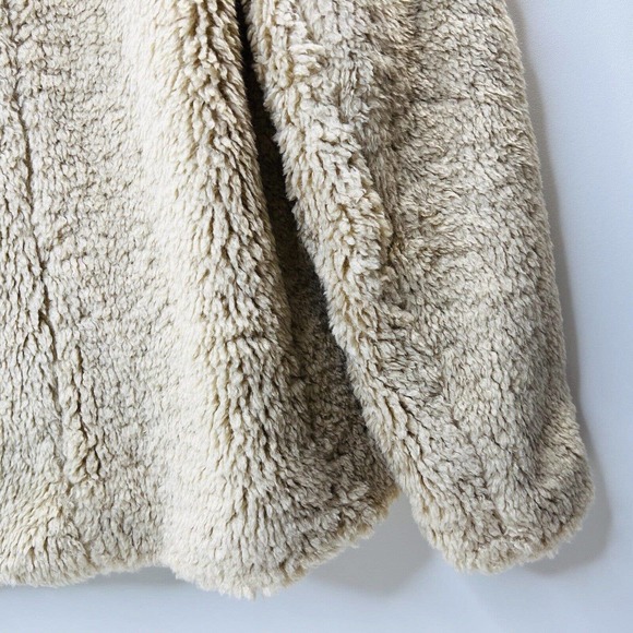 VINCE‎ Women's Textured Faux Fur Jacket Size Medium NEW - Picture 9 of 10